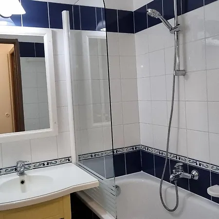 Apartment T2 A Avec Terrasse, Piscine Et Animaux Admis - Fr-1-775-6