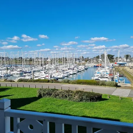 T2 A Avec Terrasse, Piscine Et Animaux Admis - Fr-1-775-6 Apartment